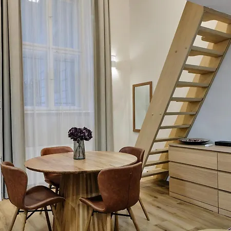 Budaguide * Budapest